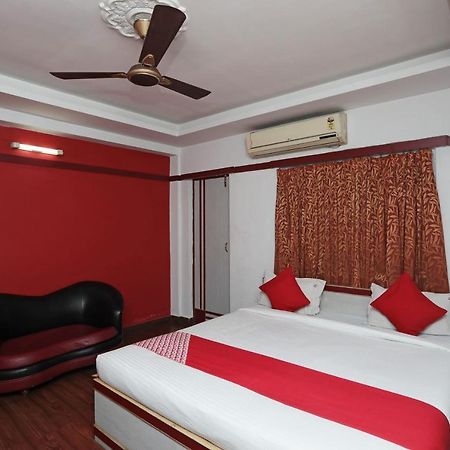 Oyo 26143 Hotel Abedin Kalkutta Exterior foto