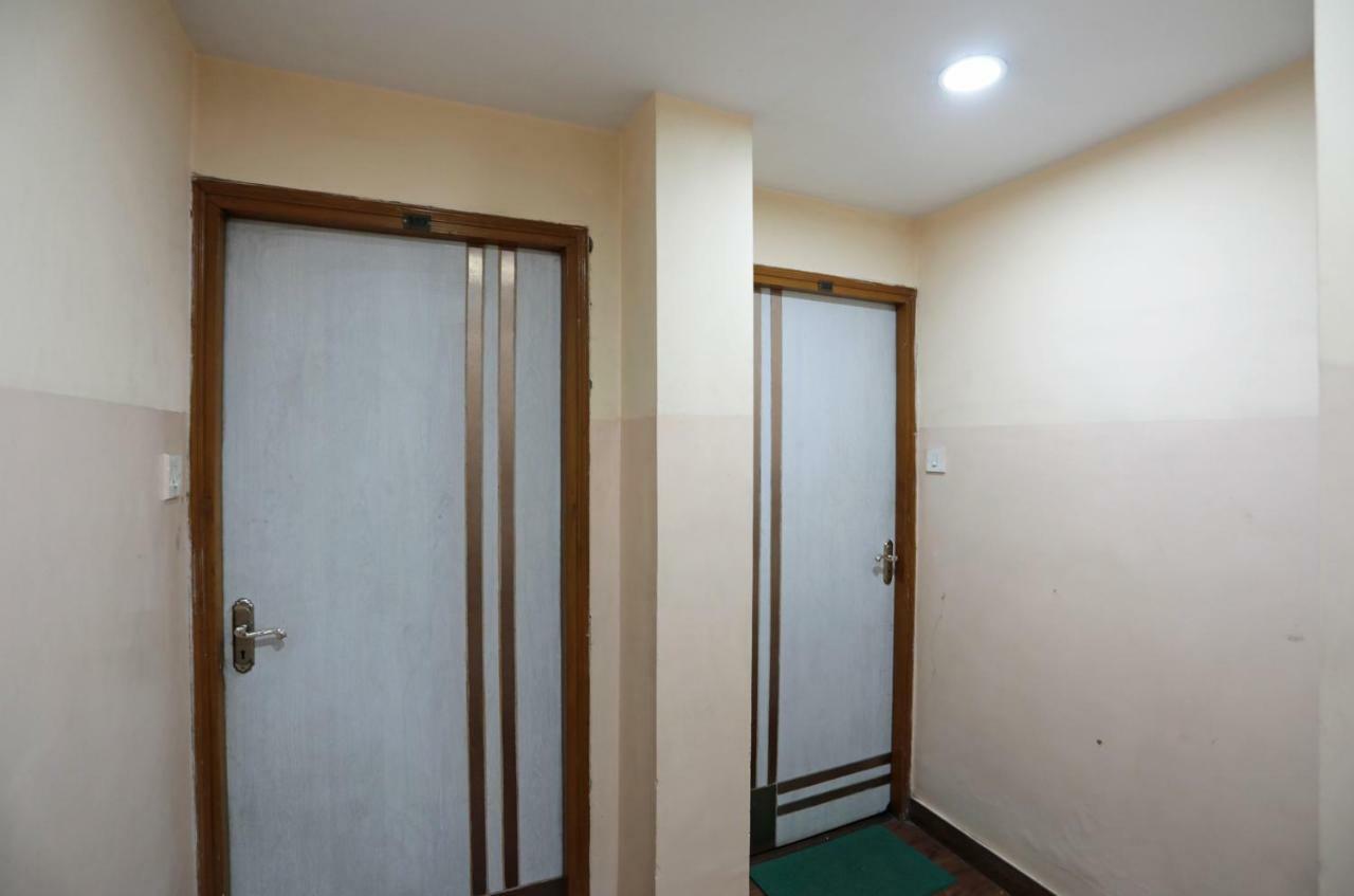 Oyo 26143 Hotel Abedin Kalkutta Exterior foto
